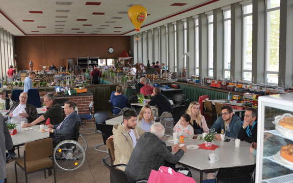 Es war ein gelungener Saisonauftakt, erfreuliche Besucherzahlen und tolles Wetter lassen bereits jetzt eine Vorfreude auf die n�chsten Fahrtage aufkommen.