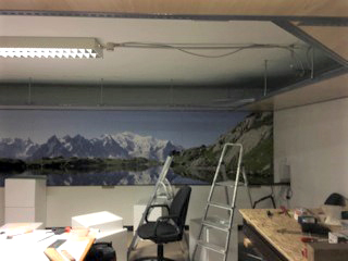 Obwohl im Keller aufgrund eines neuen Bauabschnittes diesmal nicht gefahren werden konnte, wurden die interessieren Besucher durch sachkundige Clubmitglieder in den Aktuellen Baufortschritt eingewiesen und das Verst�ndnis f�r die Zusammenh�nge der Bauabschnitte geweckt.